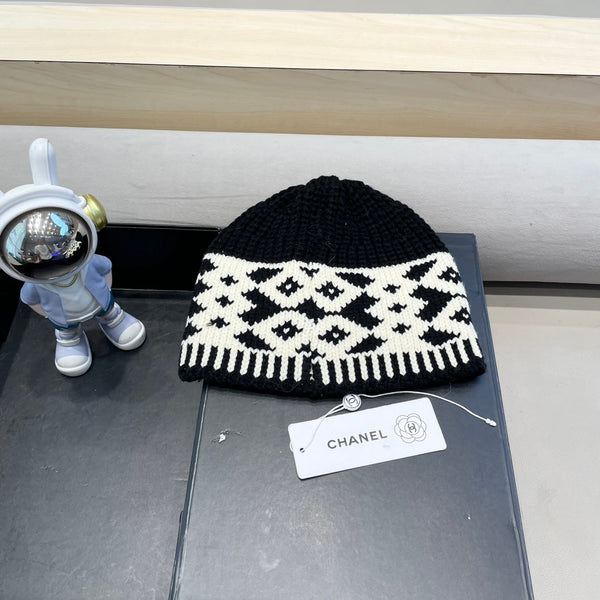 BERRETTO IN LANA MISTO NERO BIANCO 431698