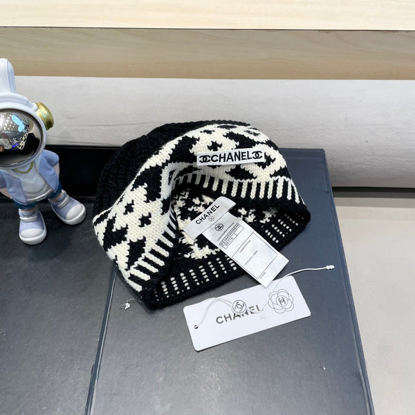 BERRETTO IN LANA MISTO NERO BIANCO 431698