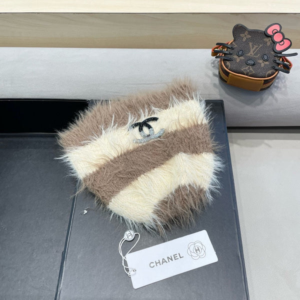 BUCKET HAT IN BEIGE MIX CAMEL BROWN PLUSH AND WOOL 433425