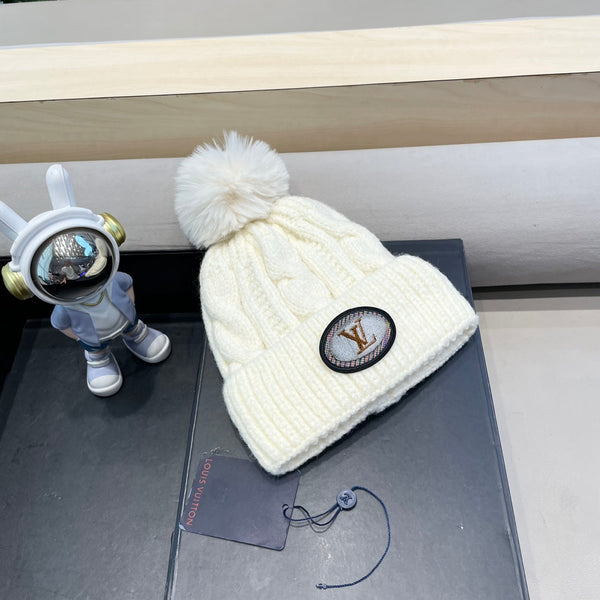 BEANIE HAT IN WHITE WOOL 433487
