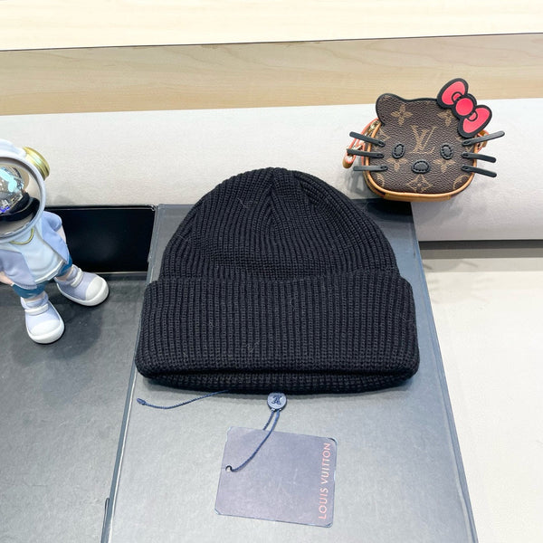 BEANIE HAT IN BLACK WOOL 435027