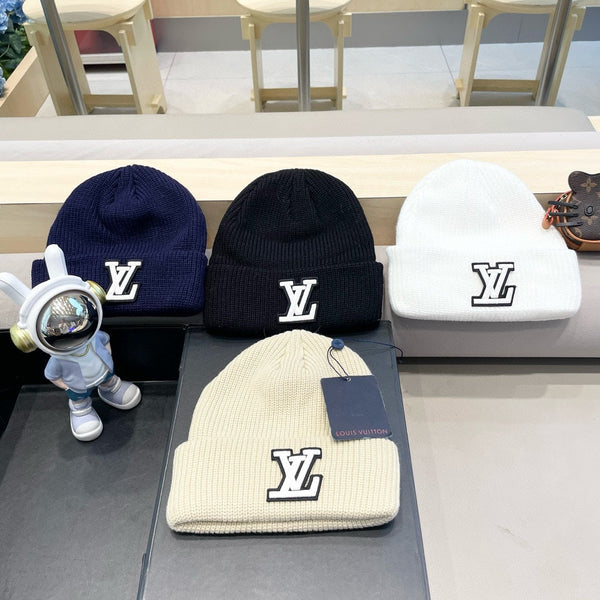 BEANIE HAT IN NAVY BLUE  WOOL 435030