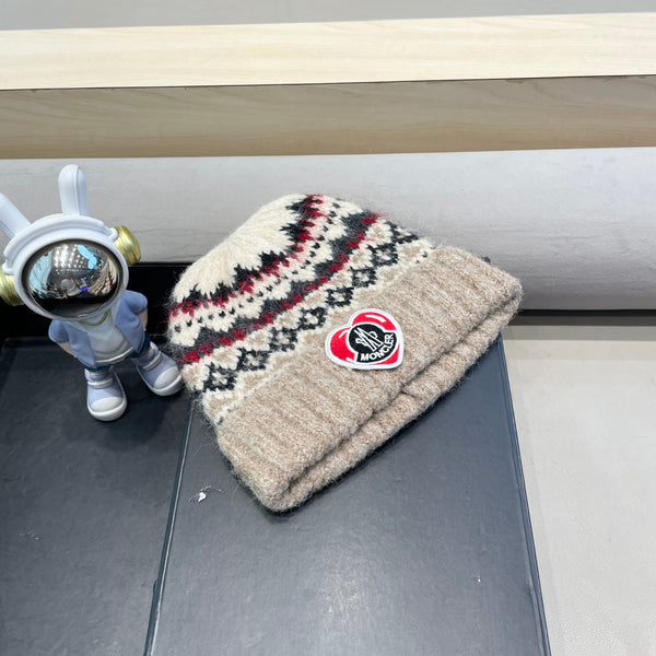 BEANIE HAT IN COLORFUL WOOL 438148