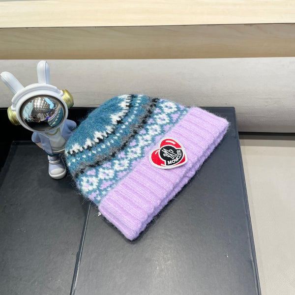 BERRETTO IN LANA COLORATA 438146