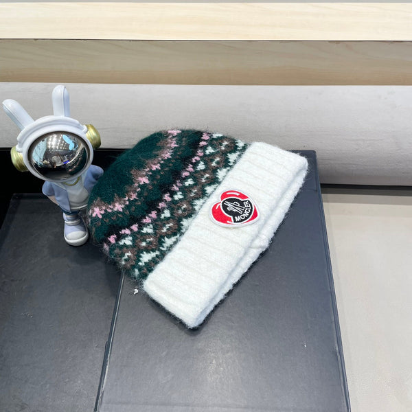 BEANIE HAT IN COLORFUL WOOL 438144