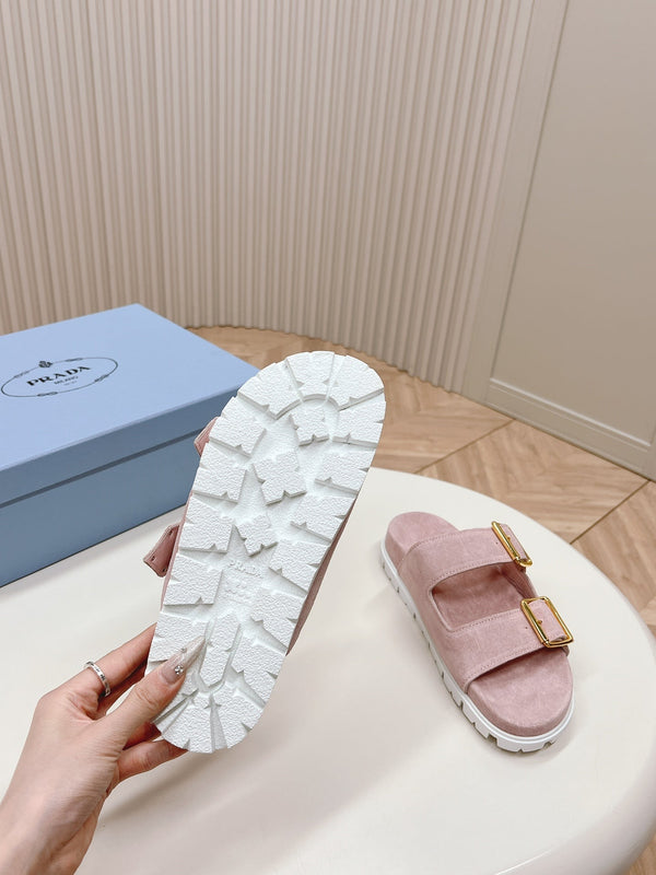 Ciabatte con cinturino a doppia fibbia 20 in pelle scamosciata rosa