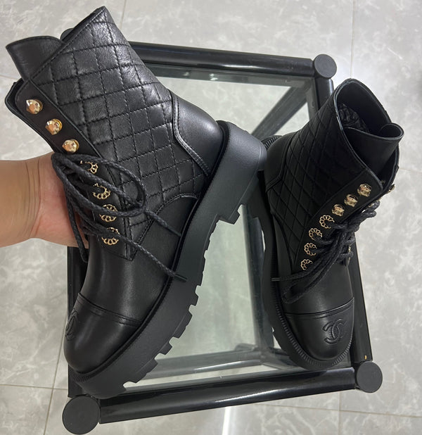 CC Combat Boots Black Quilted Lambskin 944572