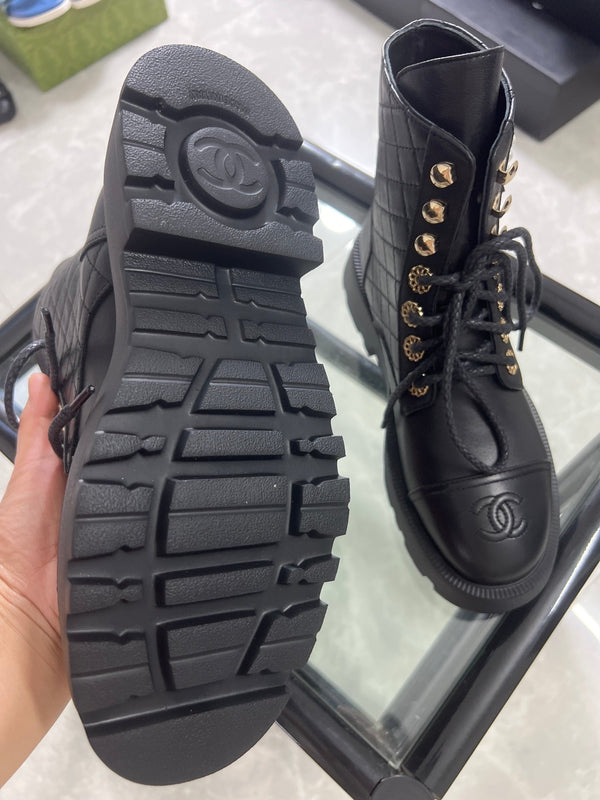 CC Combat Boots Black Quilted Lambskin 944572