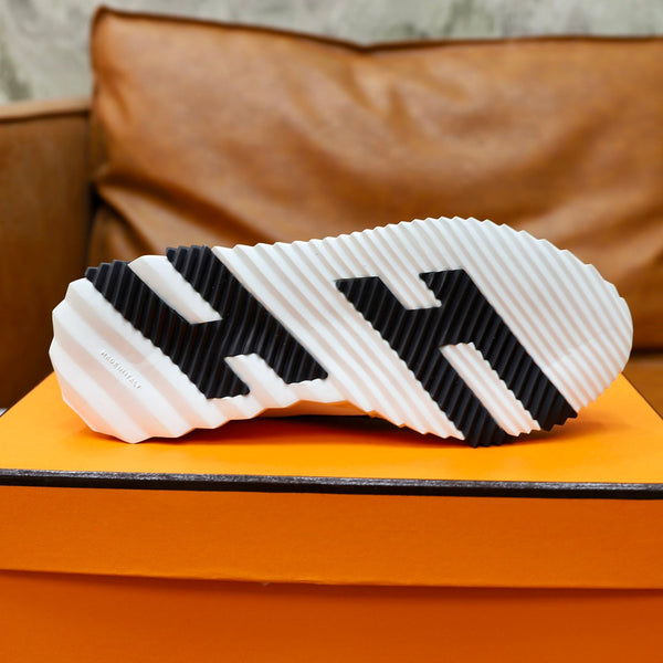 SNEAKER HM BOUNCING IN TELA NERA E BIANCA