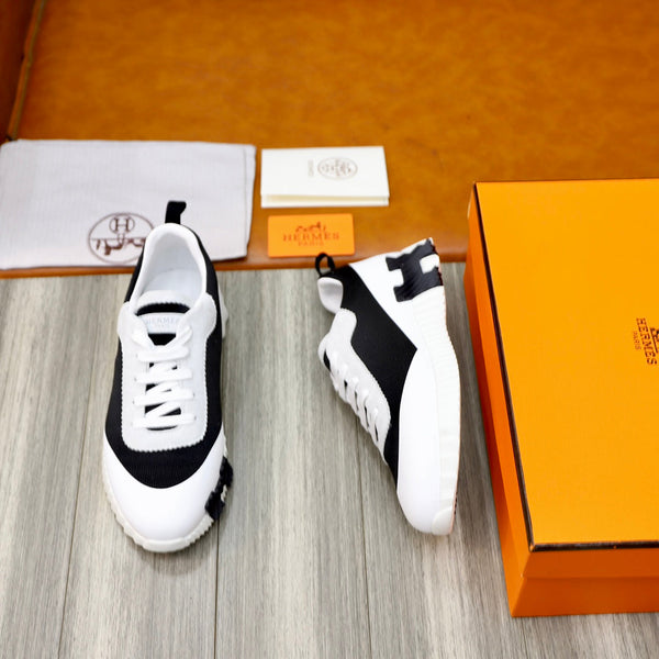 SNEAKER HM BOUNCING IN TELA NERA E BIANCA