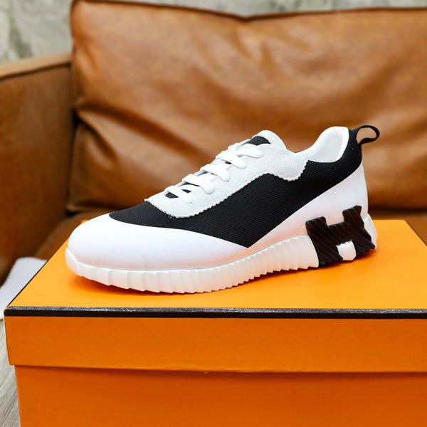 SNEAKER HM BOUNCING IN TELA NERA E BIANCA