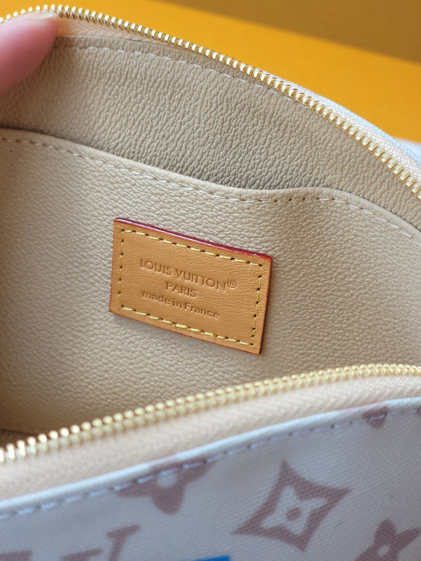 LV M14909 Cosmetic Pouch PM Multicolor Monogram Dune Canvas