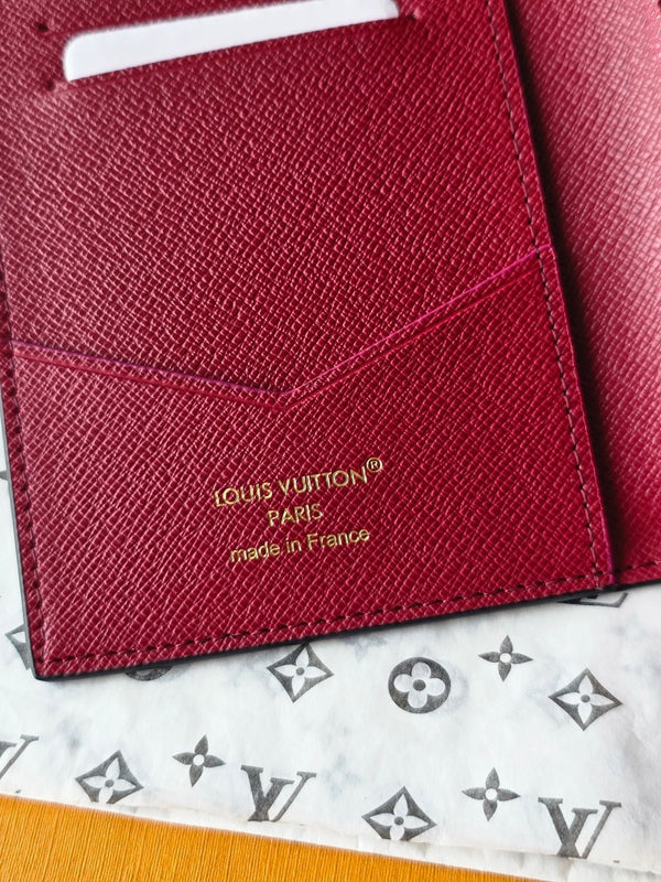 LV M26538 Passport Cover Red Black Cowhide