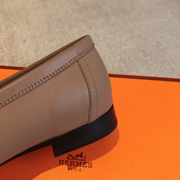 Mocassino Royal in pelle di vitello marrone con dettaglio frangia e fibbia argentata con firma 509409