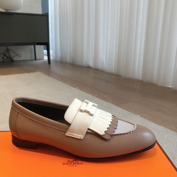 Royal Loafer Brown Mix White Calfskin With Fringe Detail And White Signature Buckle 509411