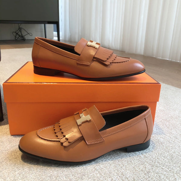 Royal Loafer Gold Calfskin With Fringe Detail And Pink Gold Signature Buckle 509412
