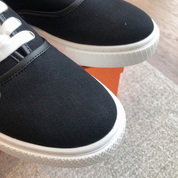 HM INNOCENT SNEAKER BLACK DENIM