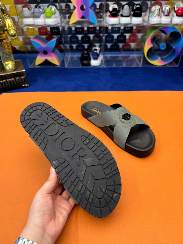 CD CIRCLE SLIPPER SAGE COLOR CALFSKIN