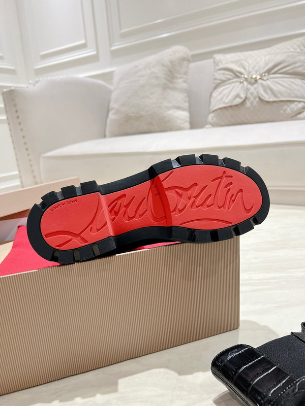 CL 25C Chelsea Booty Lug Black Alligator embossed calf leather 167675