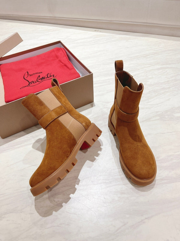 CL 25C Chelsea Booty Lug Amber Orange Suede 167679