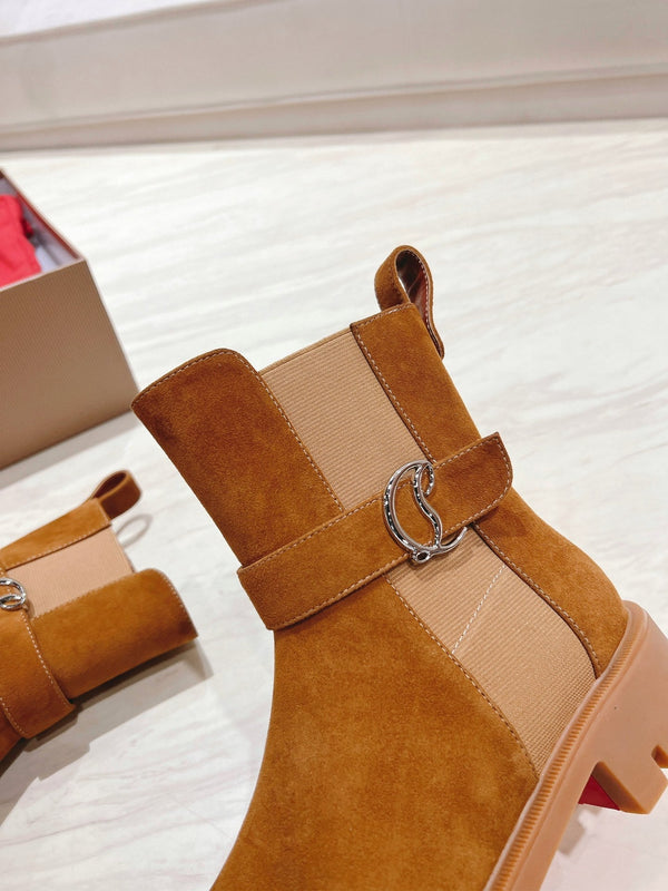 CL 25C Chelsea Booty Lug Amber Orange Suede 167679