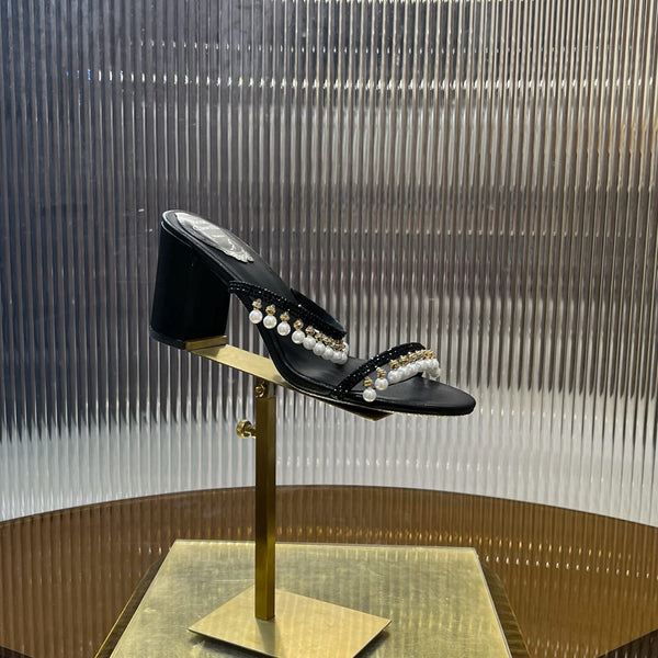 RC Gold Buckle Pearl Crystal Lamp Pendant Sandals 7.5 Black Sheepskin 174996