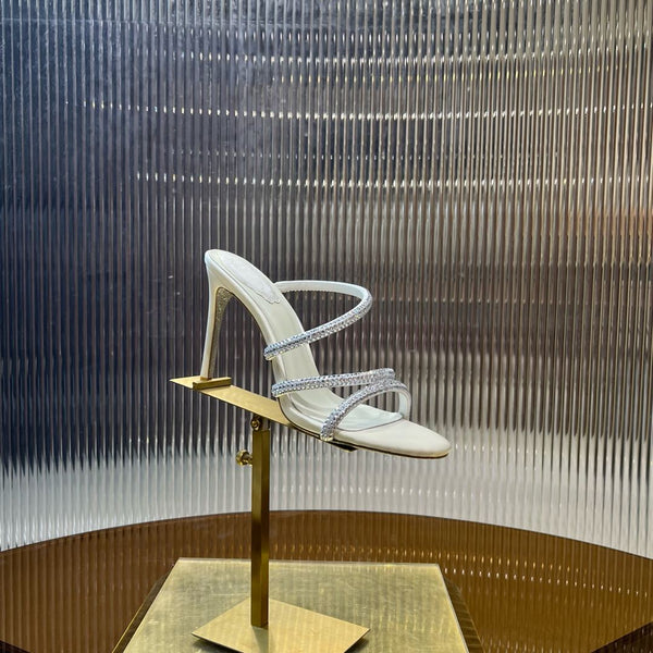 RC 25C Classic Rhinestones Popular Cleo White Sheepskin 174885