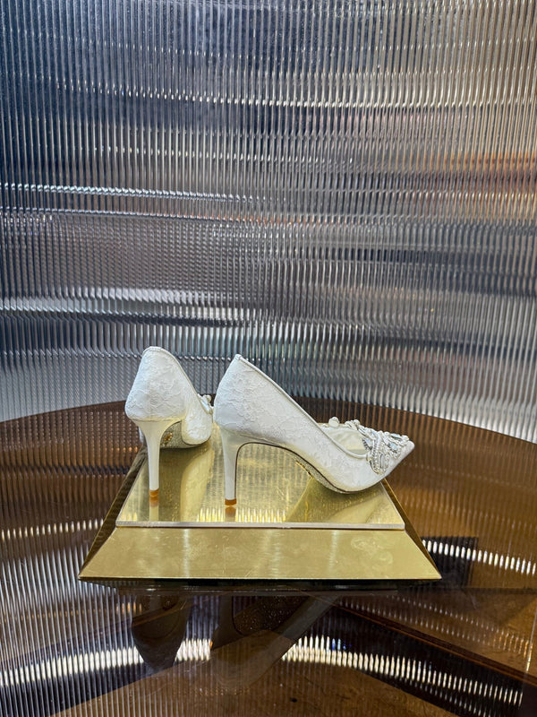 RC 25C Retro Pump 7.5cm Pearl White Sheepskin 310636