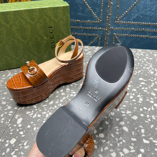 SANDALO FLATFORM GG HORSEBIT IN PELLE DI VITELLO CARAMELLO