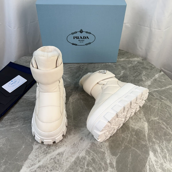 PRA 25s Boots White With Fur Soft Cowhide 454751