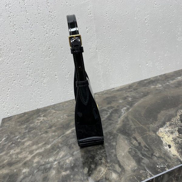 BORSA A TRACOLLA 20 TERENCE IN VITELLO VERNICIATO NERO