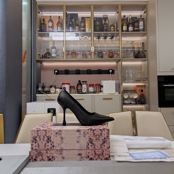 Jimmy 25 Love 100 Pump Black Cowhide 240036