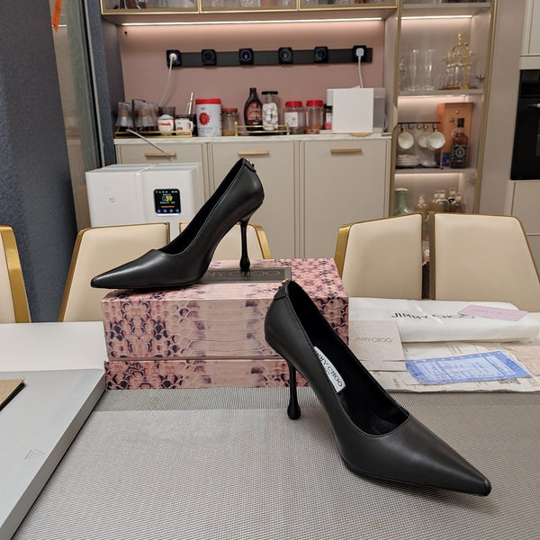 Jimmy 25 Love 100 Pump Black Cowhide 240036