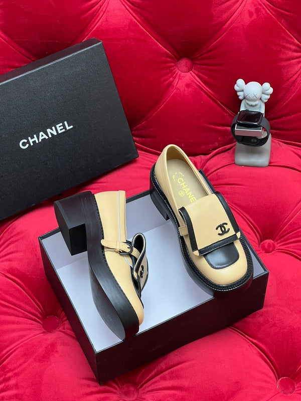 CC MOCCASIN LOAFER IN YELLOW CREAM MIX BLACK LAMBSKIN