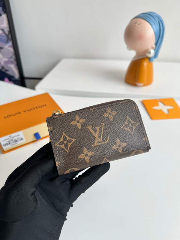 LV Noa Key Holder Pink Monogram Canvas 221547