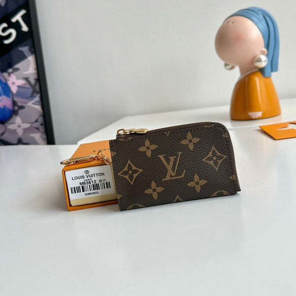 LV Noa Key Holder Pink Monogram Canvas 221547