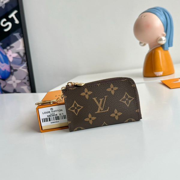 LV Noa Key Holder Blue Monogram Canvas 221548