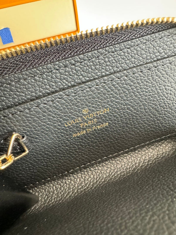 LV Noa Key Holder Black Monogram Calfskin 221549