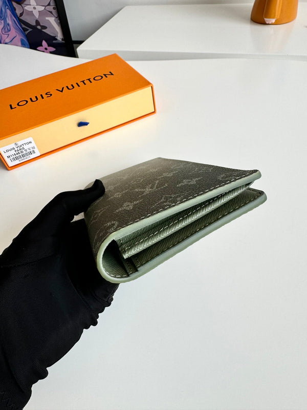 Portafoglio LV Brazza in tela sfumata con monogramma verde 221315