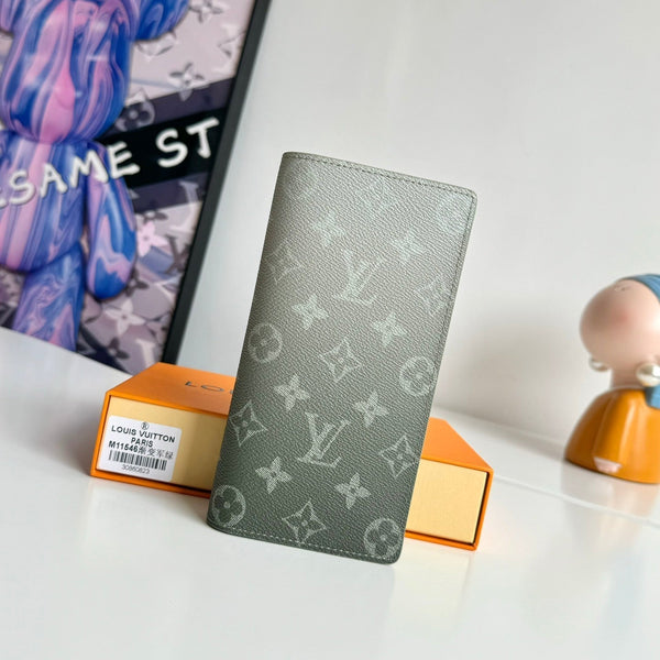 Portafoglio LV Brazza in tela sfumata con monogramma verde 221315