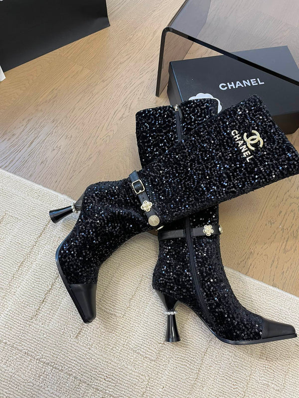 KNEE HIGH BOOTS IN BLACK CALFSKIN AND SEQUINS