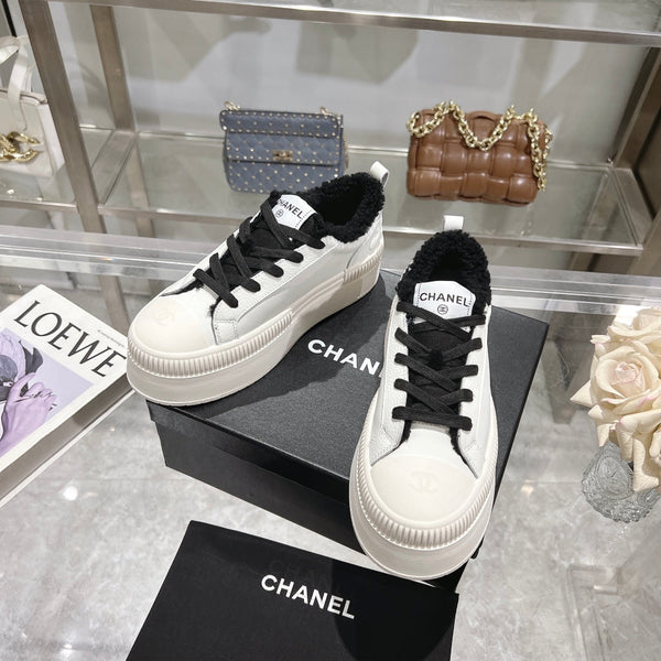 CC Sneaker White Cowhide Black Wool Lining