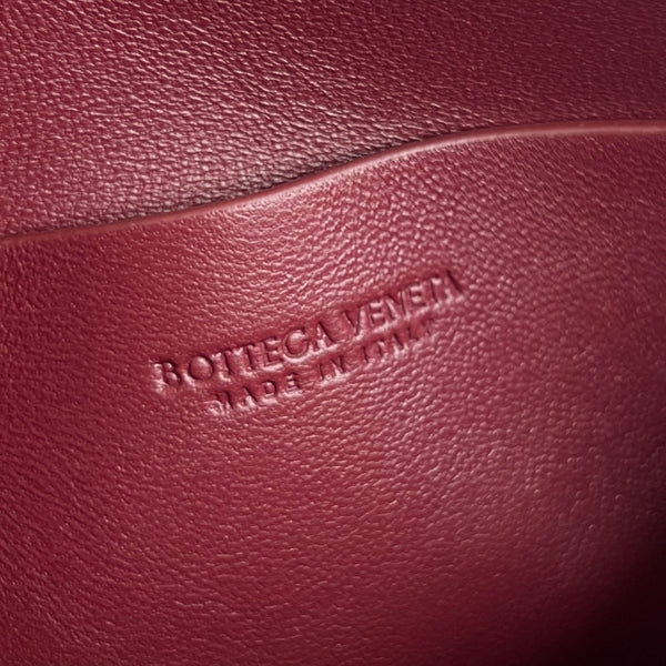 Borsa da concerto BV 18,5 cm in pelle di agnello rosso scuro