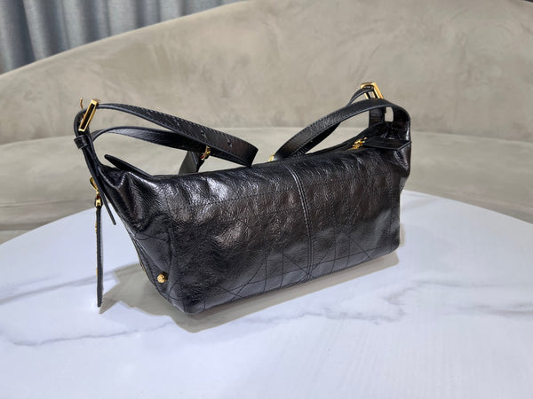 CD Hobo Bag 23 With Chain Black Wrinkled Calfskin
