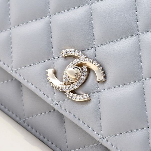 CC 24K Woc Top Handle 19cm Pelle di agnello grigio chiaro Hardware oro chiaro