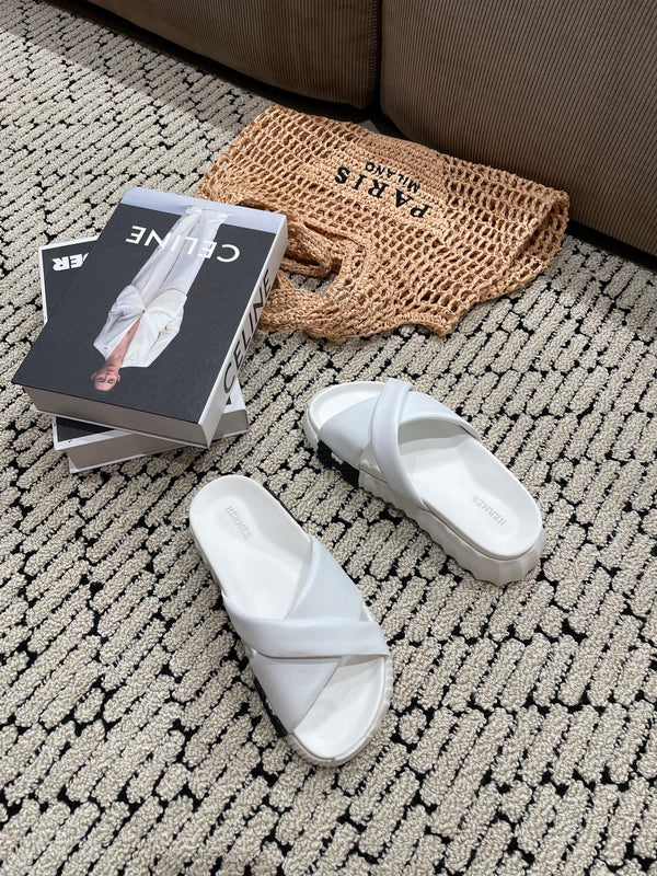 SANDALO INFRA IN PELLE DI VITELLO BIANCA