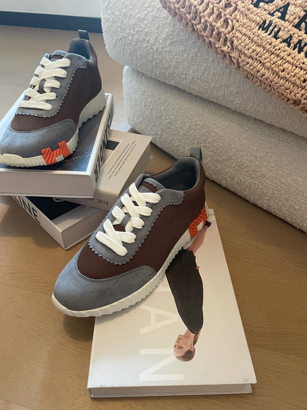 Sneakers HM Bouncing 35 in tela color cioccolato, scamosciato grigio, pelle di capra, arancione H