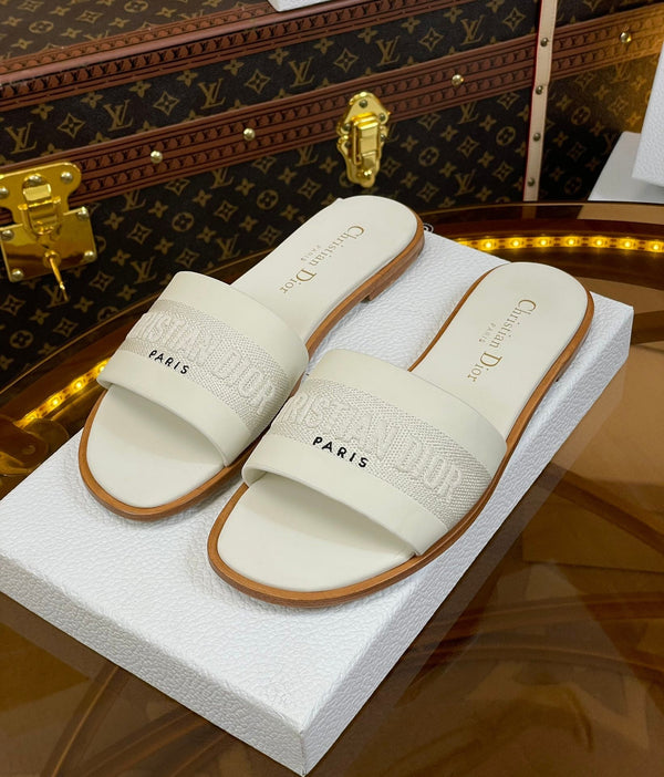 cd slide white calfskin embroidered cotton