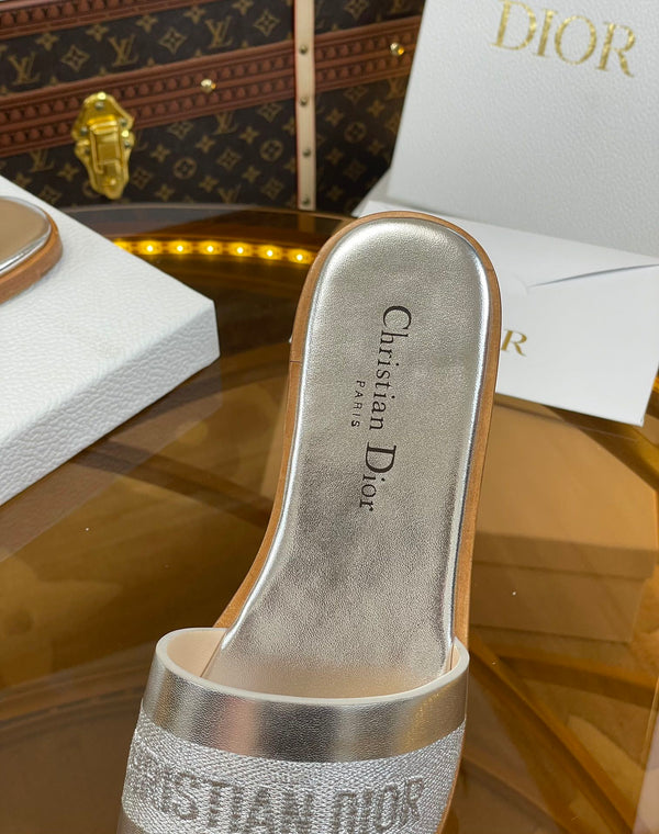 cd slide argento metallizzato vitello ricamato cotone