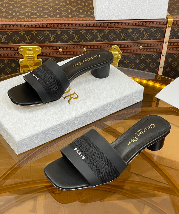 cd slide 45 pelle di vitello nera cotone ricamato